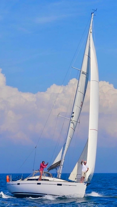Voilier Lucky Man sous voiles
